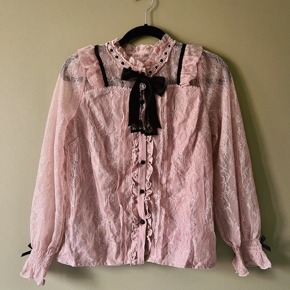 LIZ LISA Pink Lace Bow Blouse with Black Ribbon